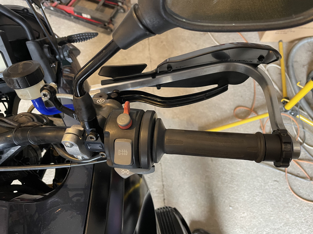 68295DEE-392A-4946-81CD-D05DE16852CB