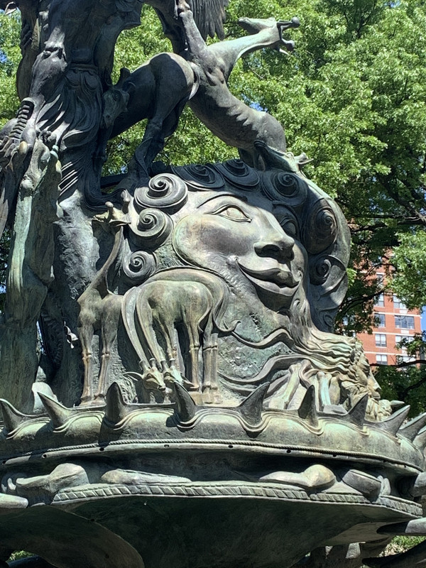 B611CD29-CCD3-4374-BEFE-CA884E5CE6D3