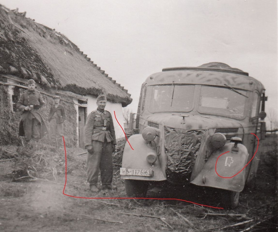 Foto Soldat VW Kübel PKW LKW in Camo Tarn Limisc