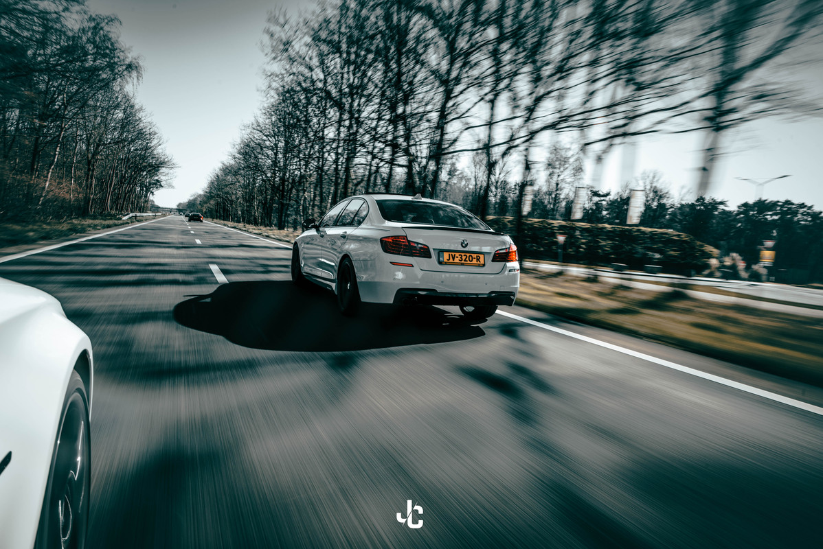 4EF63C64-2BDF-42F0-95D9-9CD496FC2592