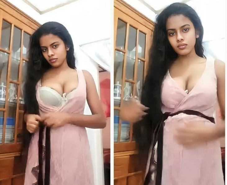 Horney girl spreading her pssy full video