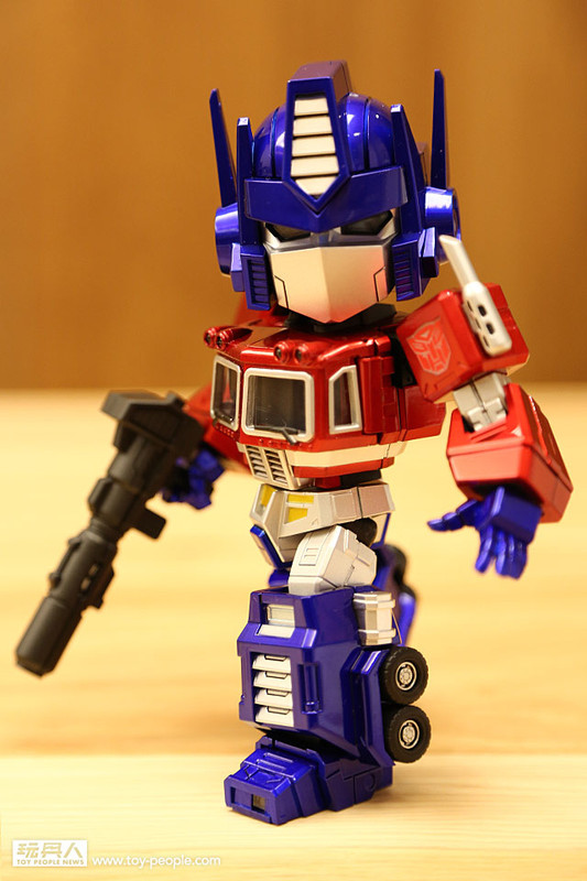 Kids-Logic-SD-Optimus-Prime-016_1386786076