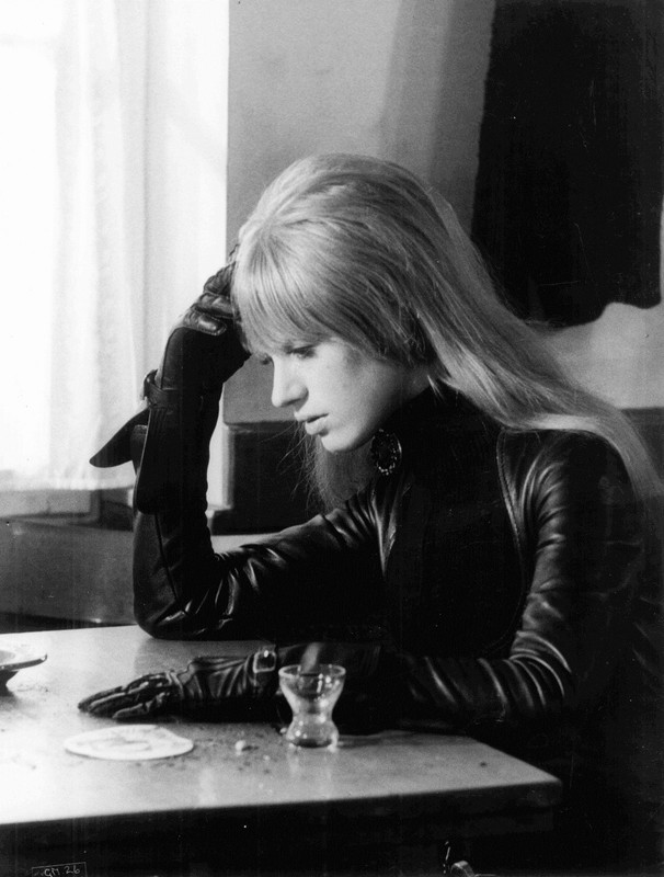 marianne_faithful_b01
