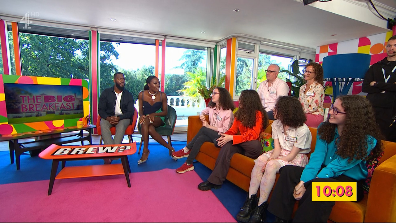 Live The Big Breakfast_20220827_10001230.ts_snapshot_00.09.24.844