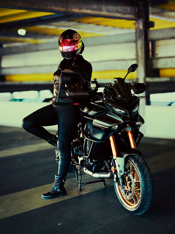 GG bikergirls489 natas motogirl bikershotsnl