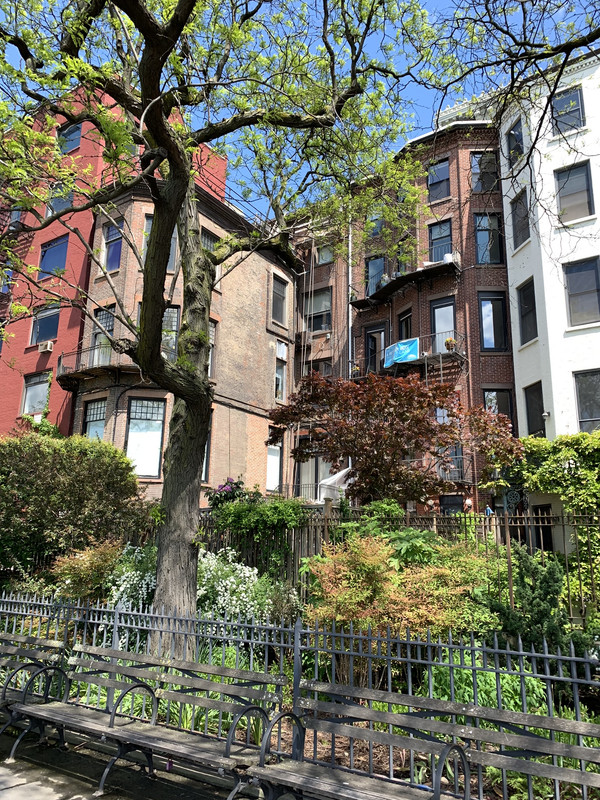 D2157BAC-DAF9-40DC-8268-2EFA43B690D9