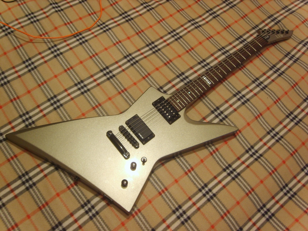 S8000004
