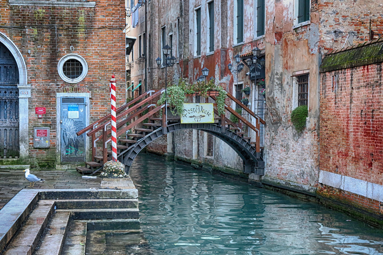 Ponte al civico 1608