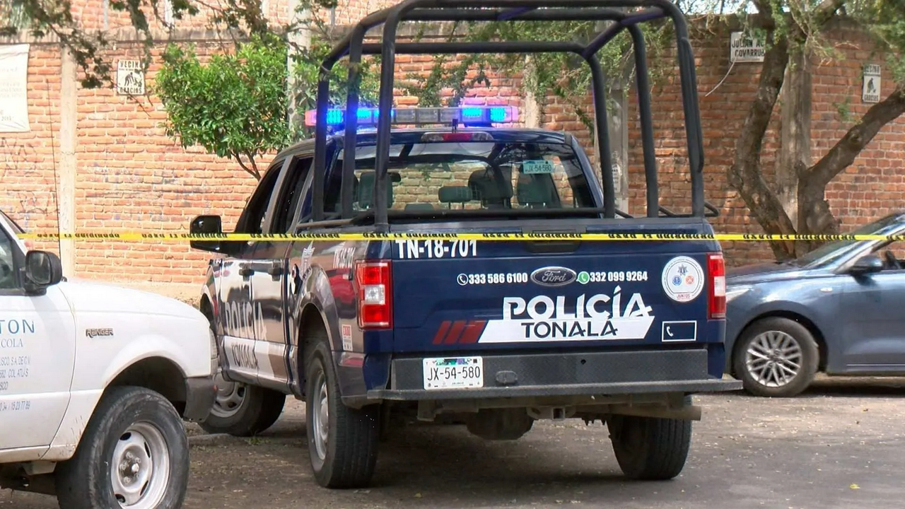 Mujer policía dispara a su comandante en Jalisco tras recibir sanción