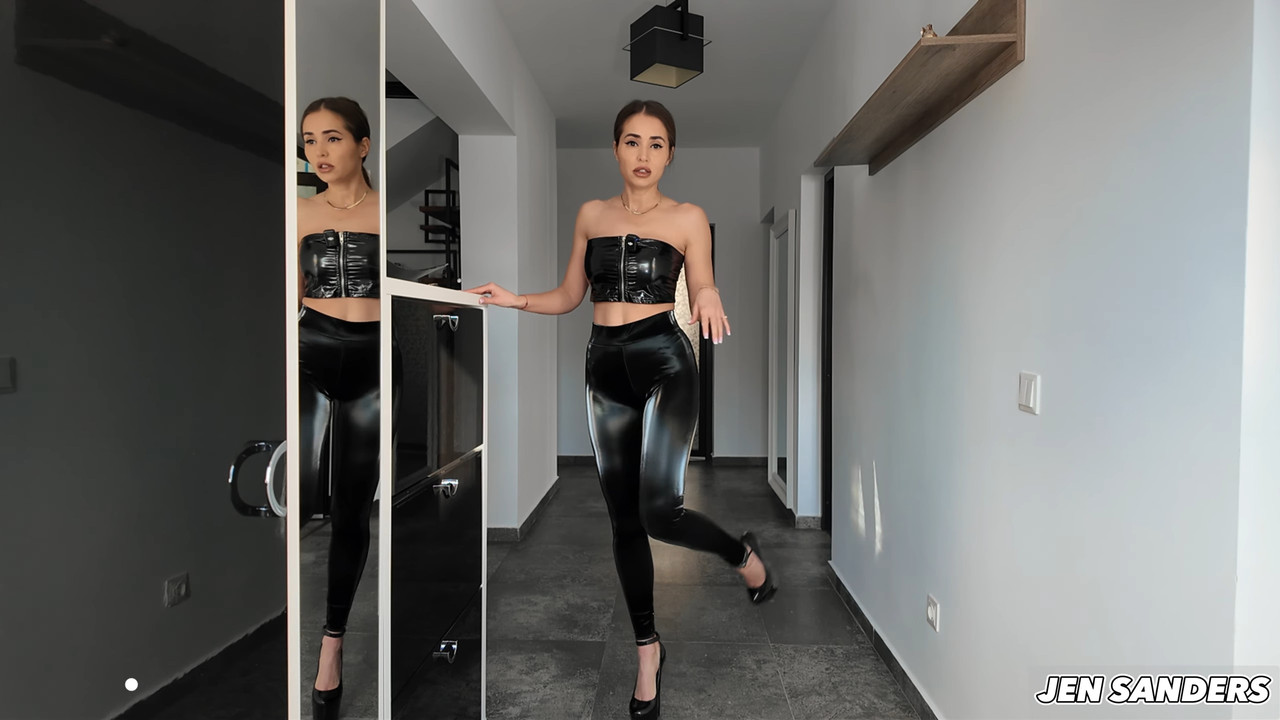 untitled 2026 01 25 at 13 00 14 Glossy Black Super Slix Leggings by Slinkystylez Try On with New je