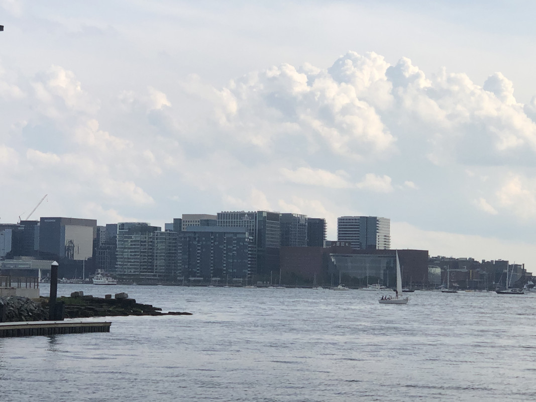 E59676D1-9EEE-44CC-A4B6-9356A4353B1B