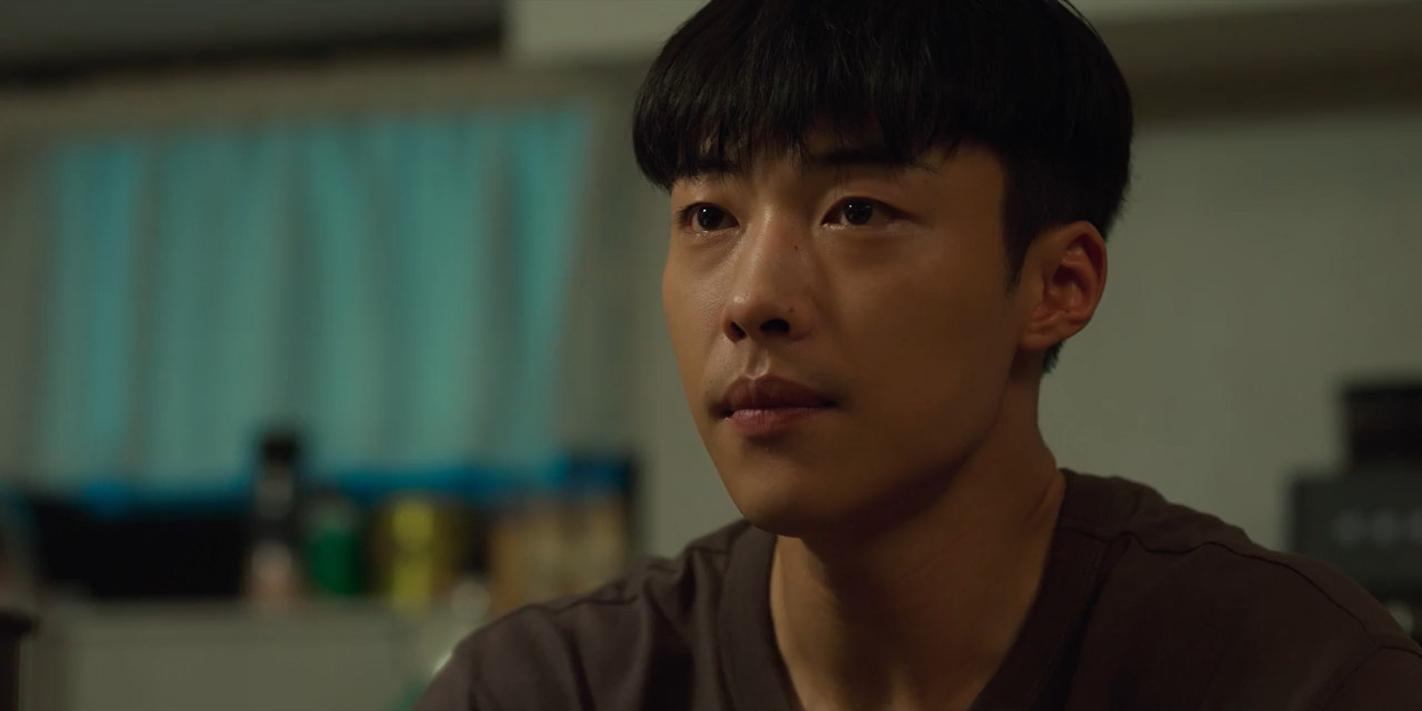 Bloodhounds 2026 WebRip Season 2 [Hindi + English] 480p 720p ESub Screenshot