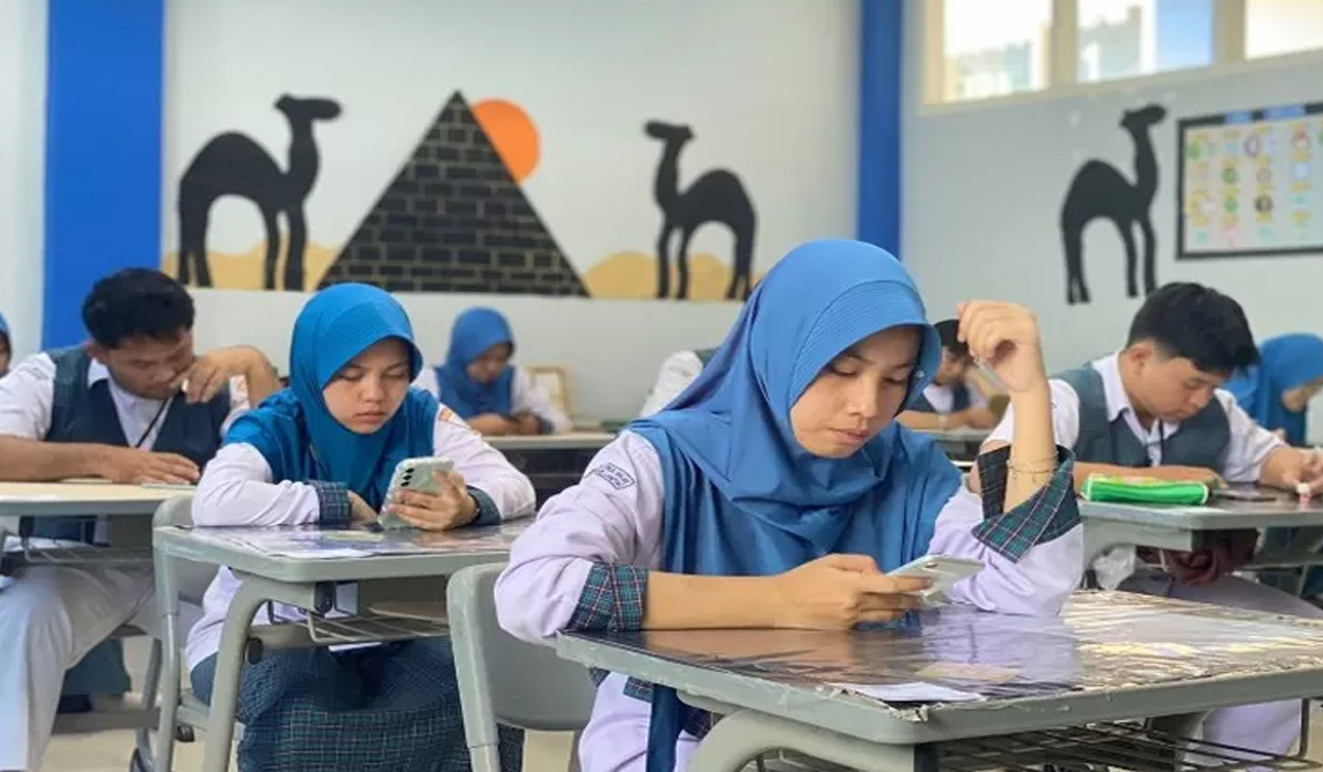 Lingkup Kebijakan dan Pengecualian