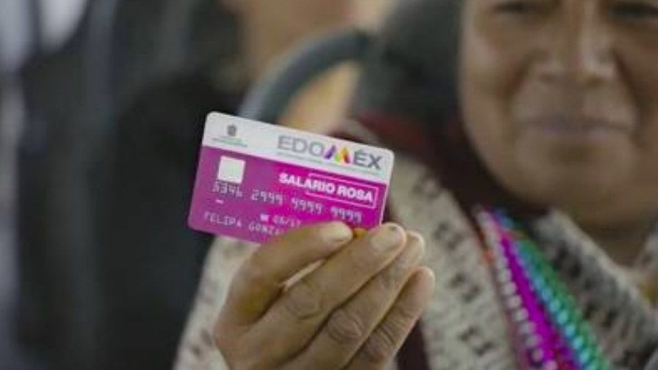 ¿No sabes cómo? Este es el paso a paso para usar tu tarjeta del Salario Rosa en cajeros automáticos