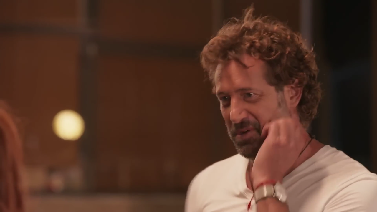Memo_descubre_que_tuvo_una_hija_con_Olivia__ Mi_camino_es_am.MP4_000054387