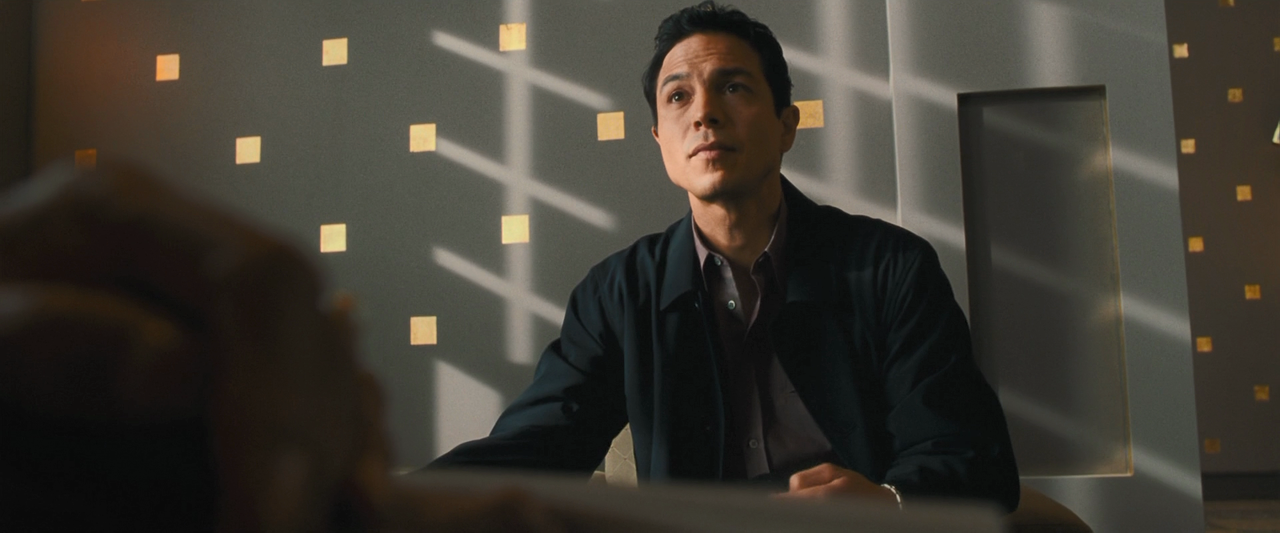 07 Женщина кошка 2004 BDRip 1080p.mkv_20231113_160715.303