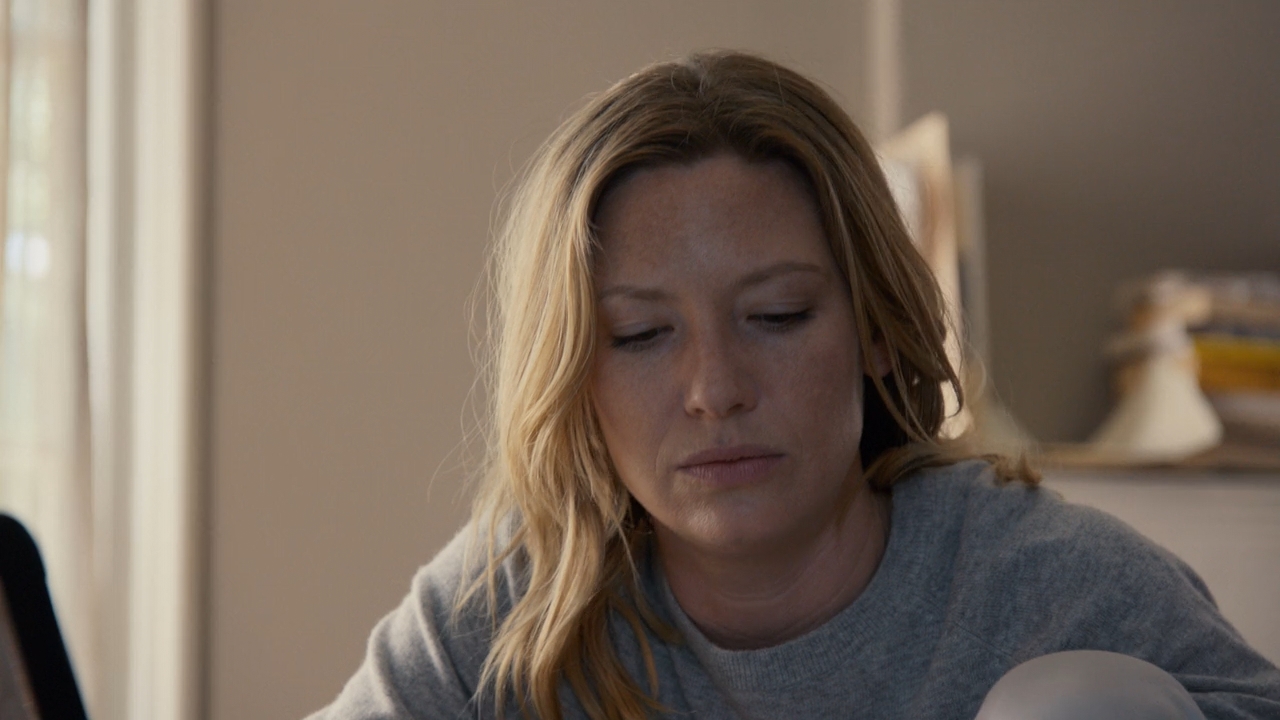 Secret City S01E01 [720p]