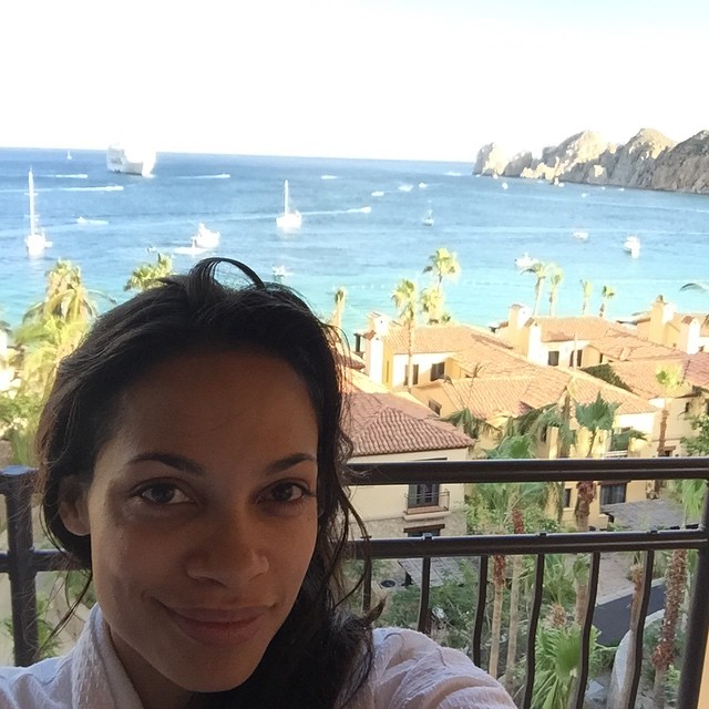 01a-Rosario-Dawson-nude-leaked-optimized