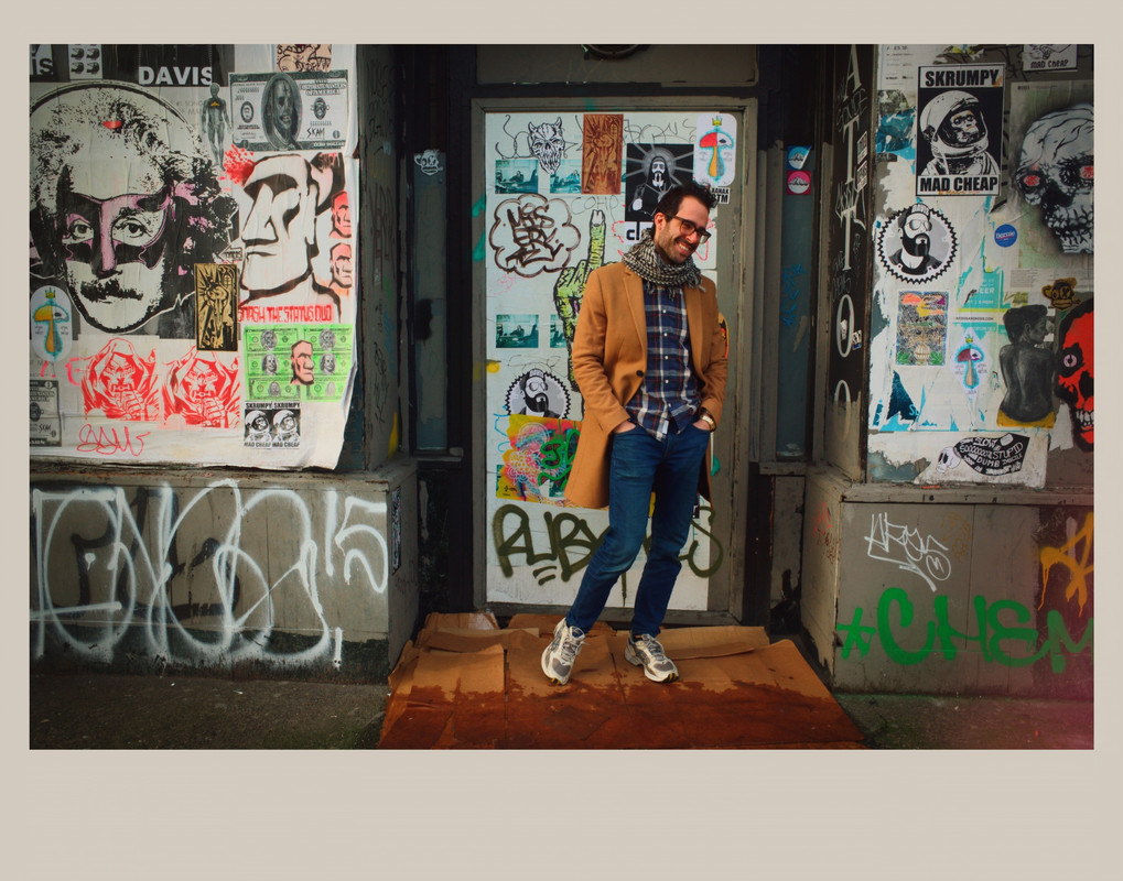 G01.16RicohGR14--_2000px