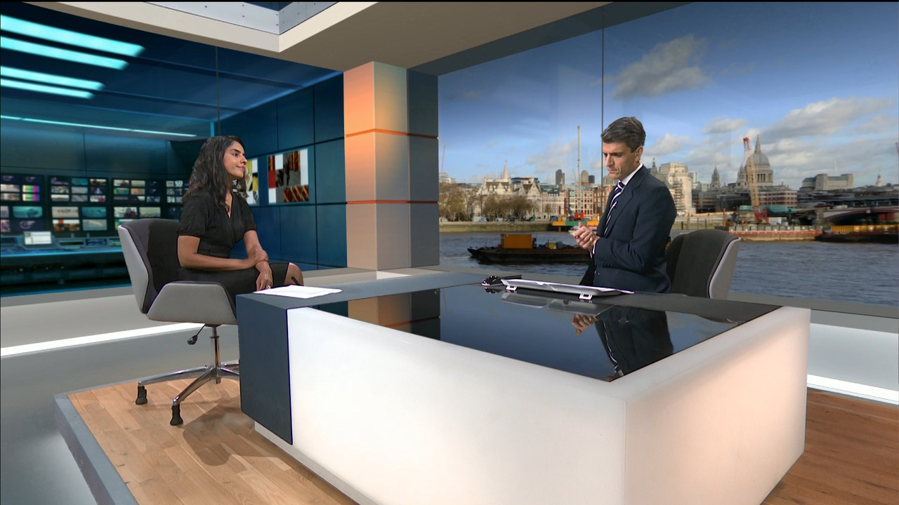 ITV News London_20210609_18001830.ts_snapshot_16.49.338