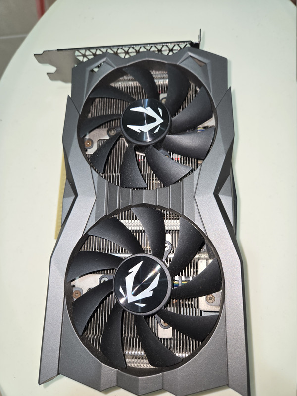 GPU ZOTAC GTX1660Super AMP 6G 正面 2