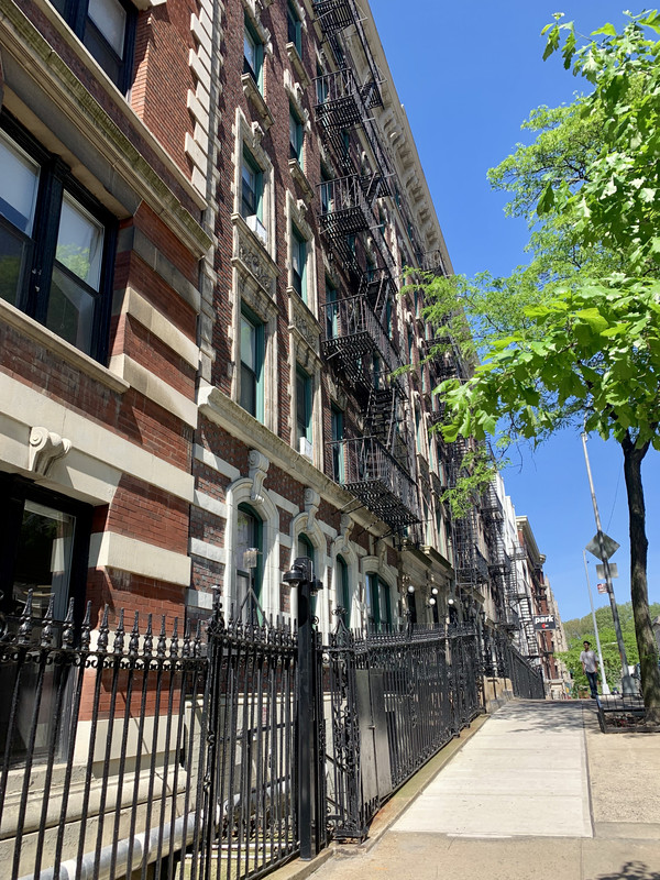 669D9844-3138-4E6E-A29C-BFD96849FADA