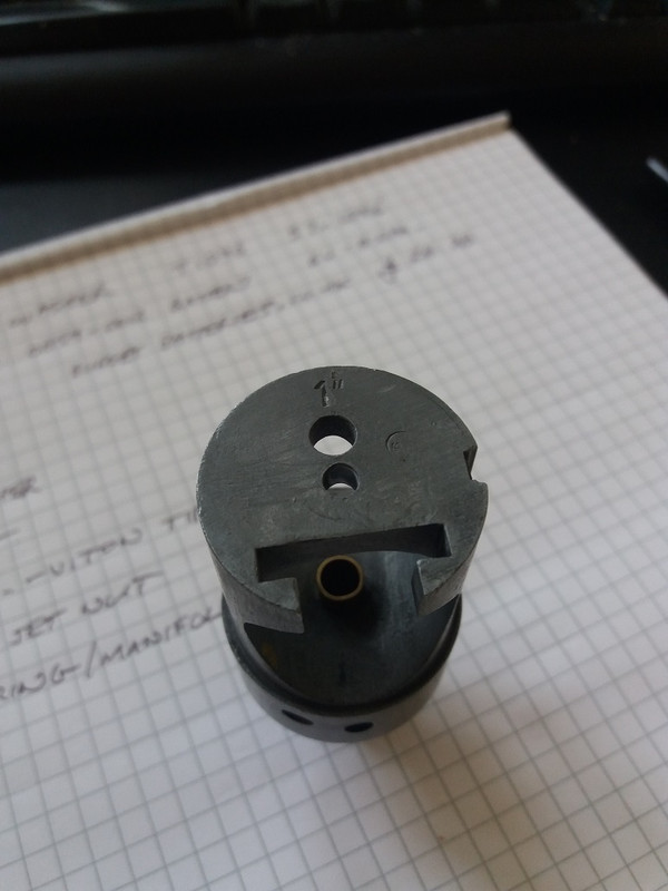 jet-holder-2