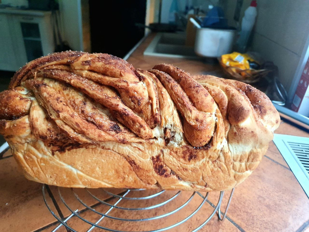 3D849A52-1F71-4F4A-A4A7-0AEB95123527