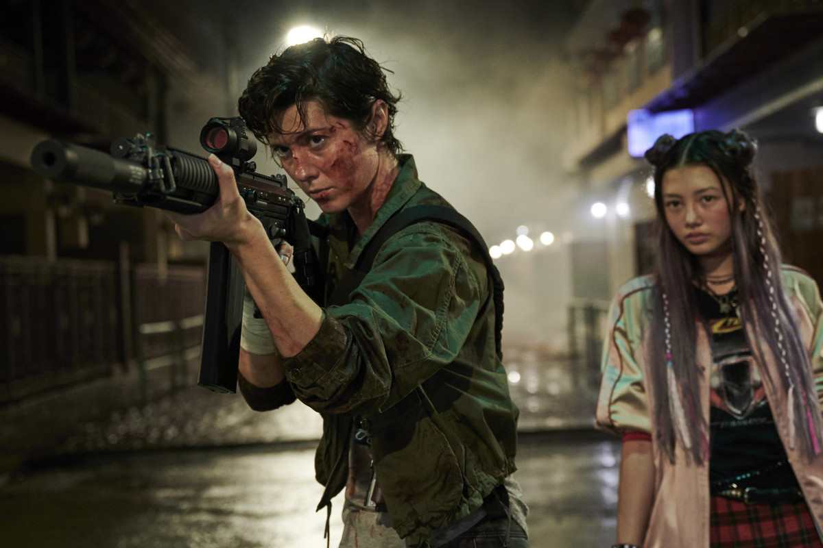 cuplikan film Kate (2021)