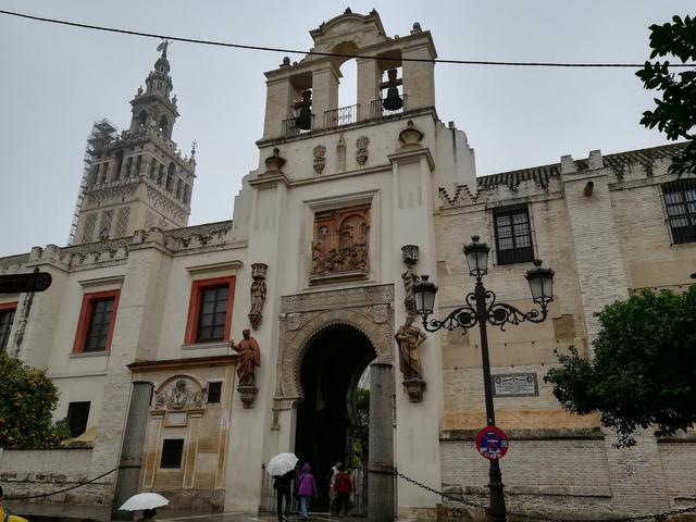 Sevilla, bajo la lluvia de otoño - Blogs of Spain - Día Dos: Sevilla Monumental y Triana. (4)