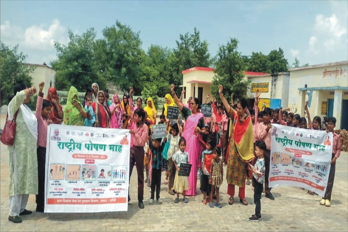 संतुलित आहार खाना है कुपोषण दूर भगाना है, सही पोषण-देश रोशन