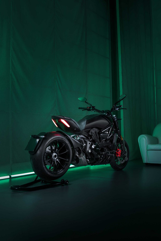 Лимитированный мотоцикл Ducati XDiavel Nero 2022