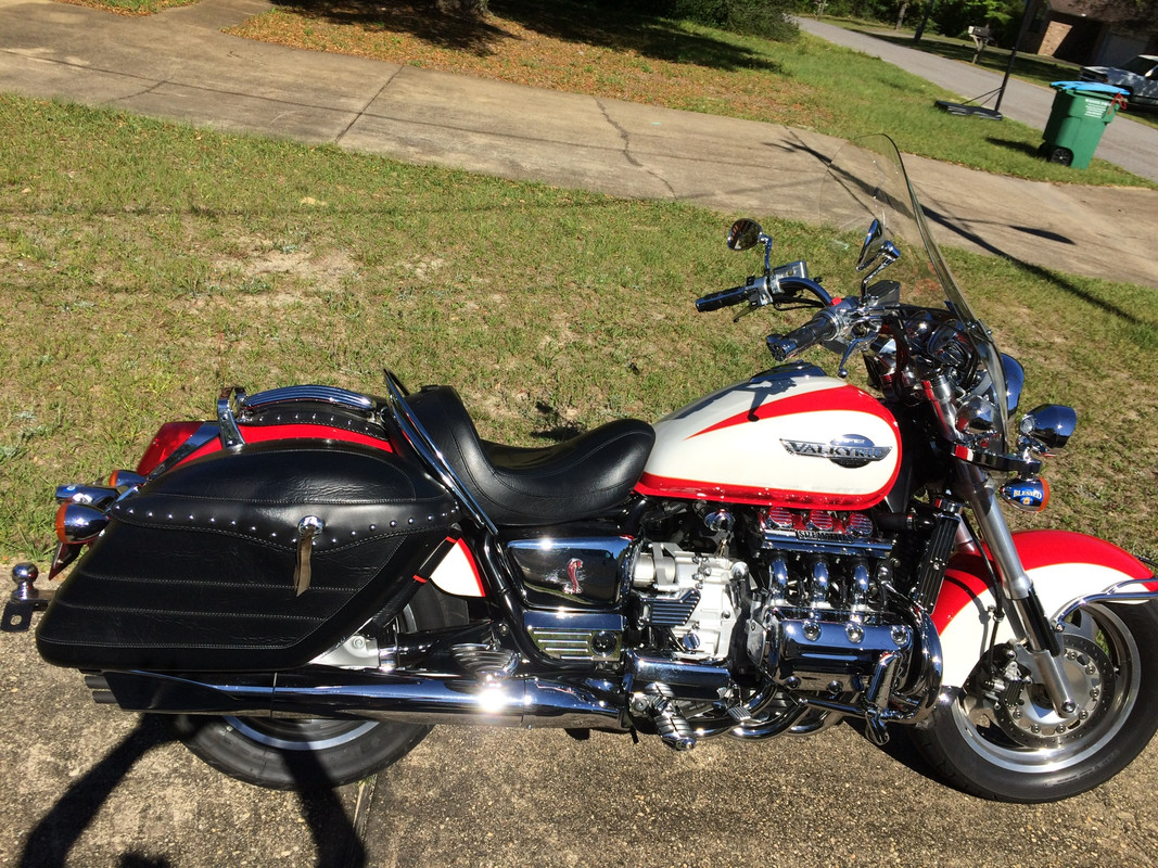 7FB9AD5F-0FCE-4DC3-9D5C-9C0984757ED4