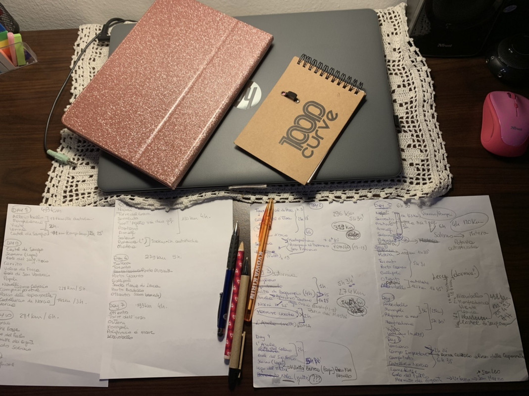 B9F75B8F-70A1-4B17-8986-043427B157E6