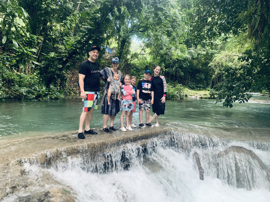 933CADA7-E325-40CA-8826-8FE5F735CE13