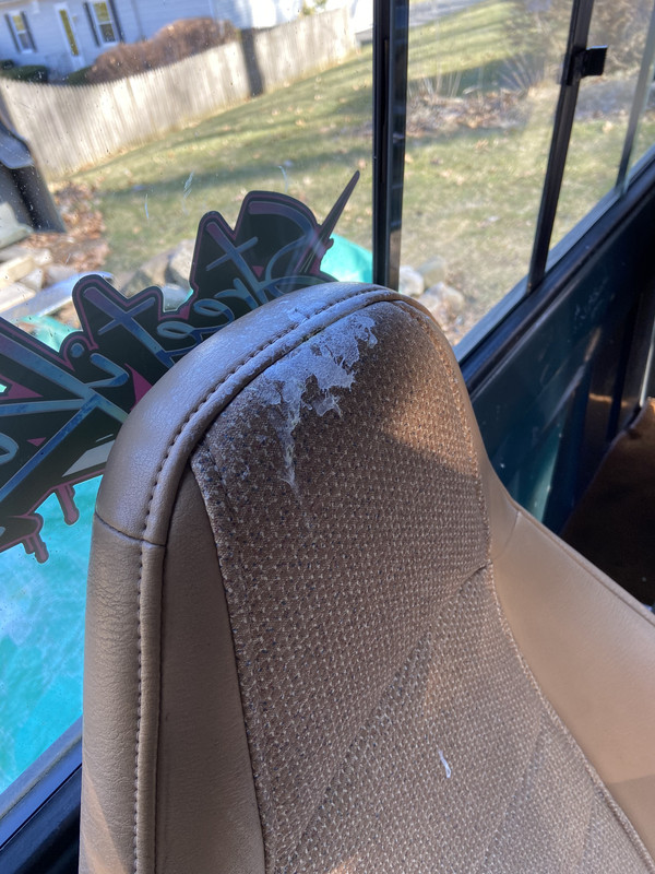 DC04128A-EF61-479F-985F-BF8704A54E2C