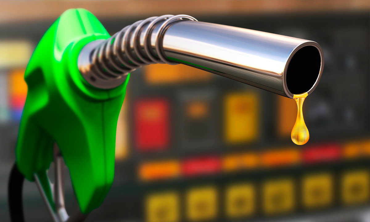 Benzina, Assoutenti: rialzo accise peserà come un macigno sul Natale degli italiani Cronaca