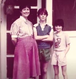 Norah O'Donnell with her mother and brother