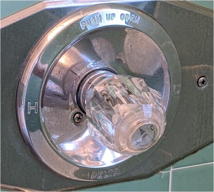 Delta show/tub control knob