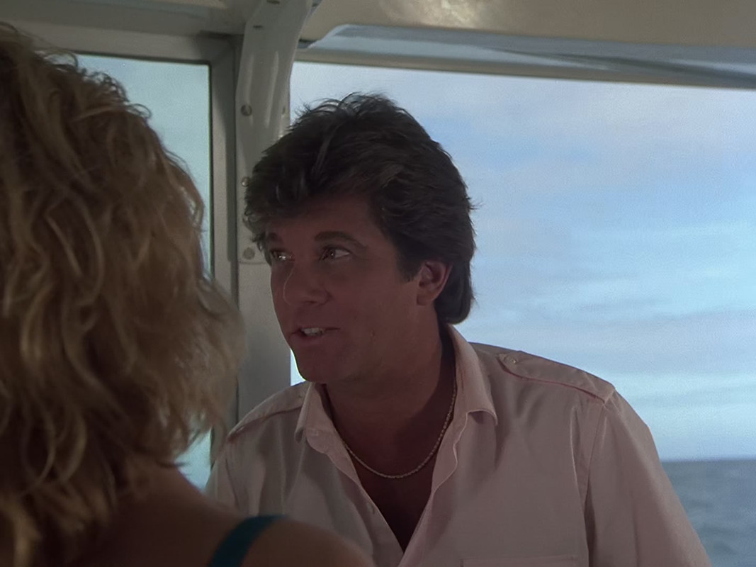 Magnum.P.I.S04E01.1080p.BluRay.x265-KONTRAST.mkv_frame06