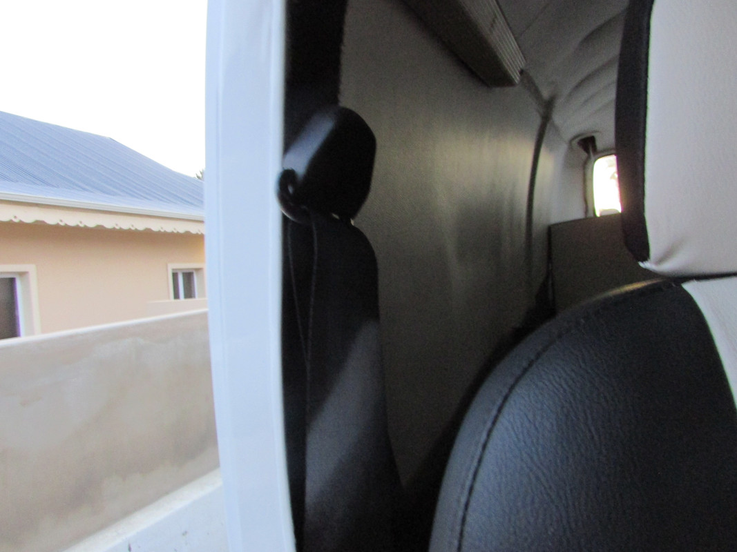 Bay seat belt points (3)