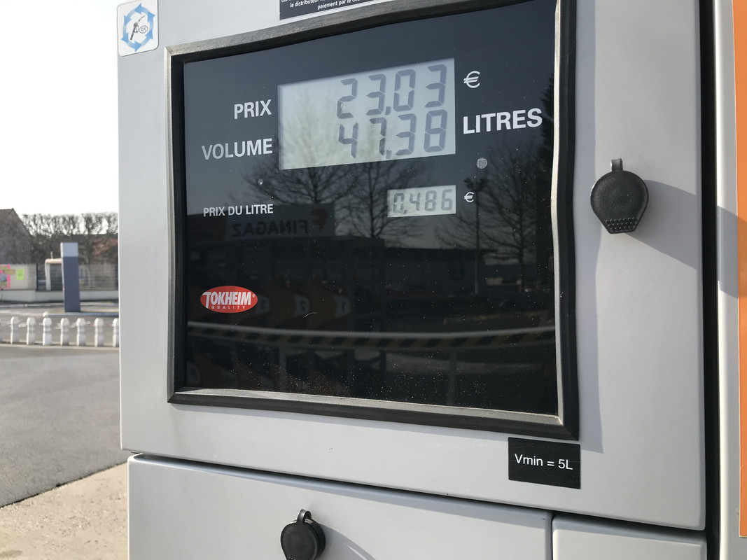 42B278B4-74F3-4DC1-8A48-352F30DA72DC