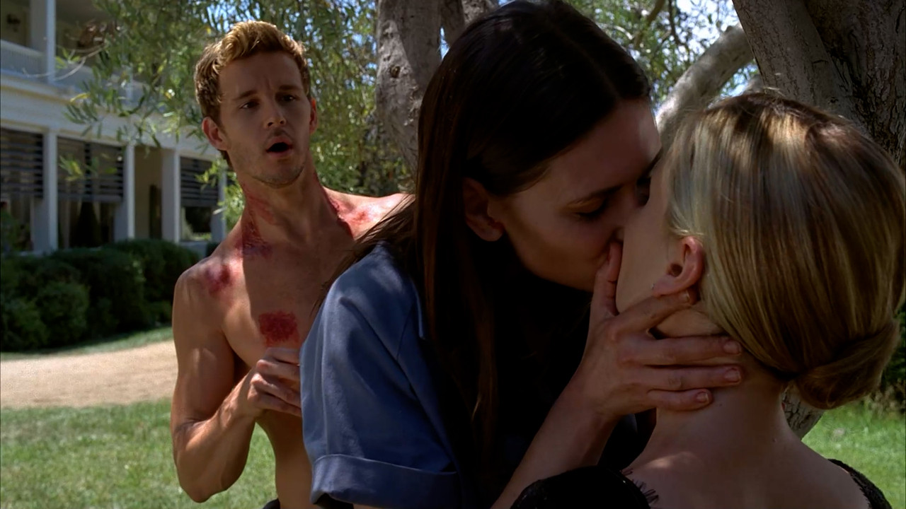 Karolina Wydra True Blood 00 01 03 03 Still004