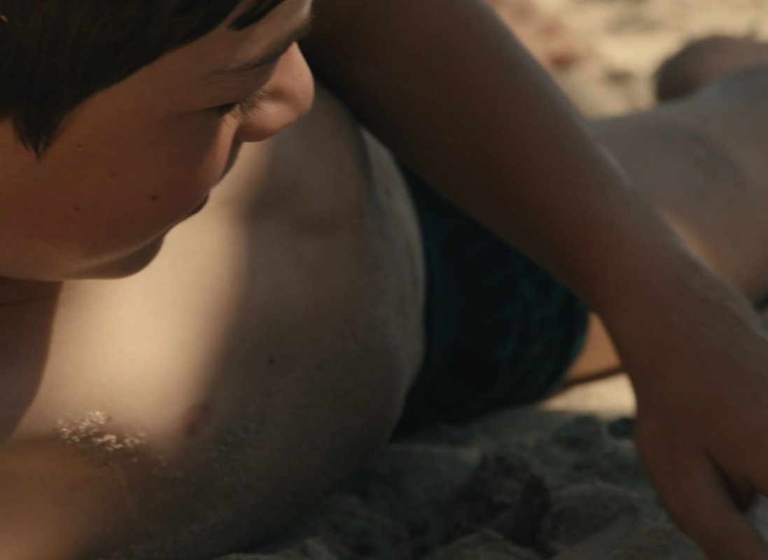 L.ile.Rouge.2023.FRENCH.1080p.WEB-DL_01_05_18_00_391