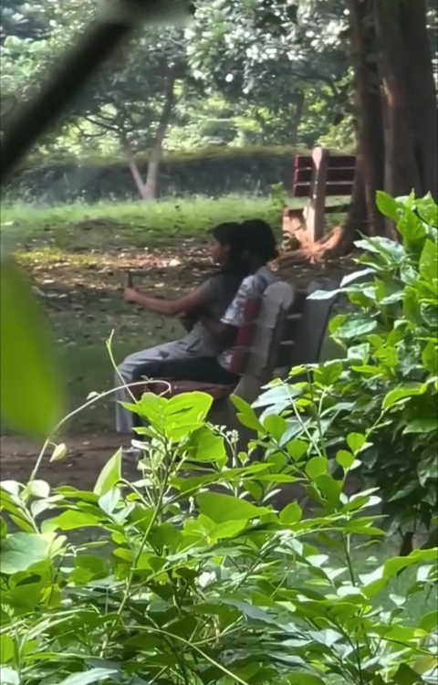 College Couple Sex in Park Viral Video College Couple Sex in Park Viral Video
