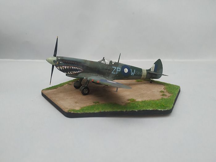 Spitfire Mk.VIII, Eduard, 1/72 IMG-20231016-101420