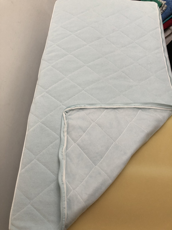 3D844AE7-A562-46D5-84B0-A718CCFD6739