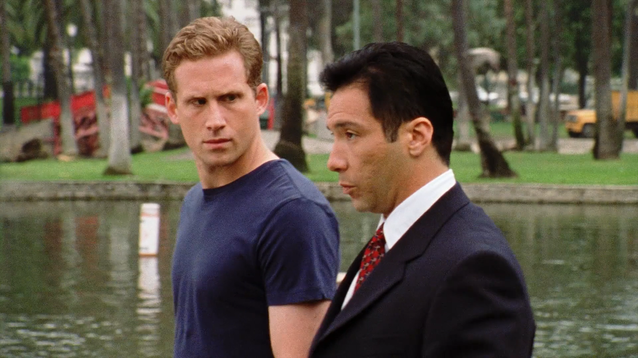 The.Shield.1x01.Squadra.d.assalto.ITA.ENG.1080p.Bluray.x264-MeM.mkv_snapshot_10.59_[2020.05.02_16.52