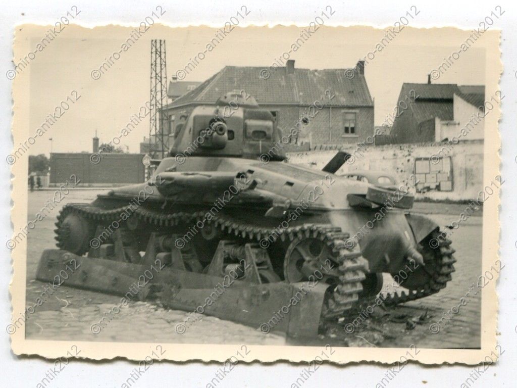 Foto, Wehrmacht, zerstörter Panzer, Hotchkiss H-