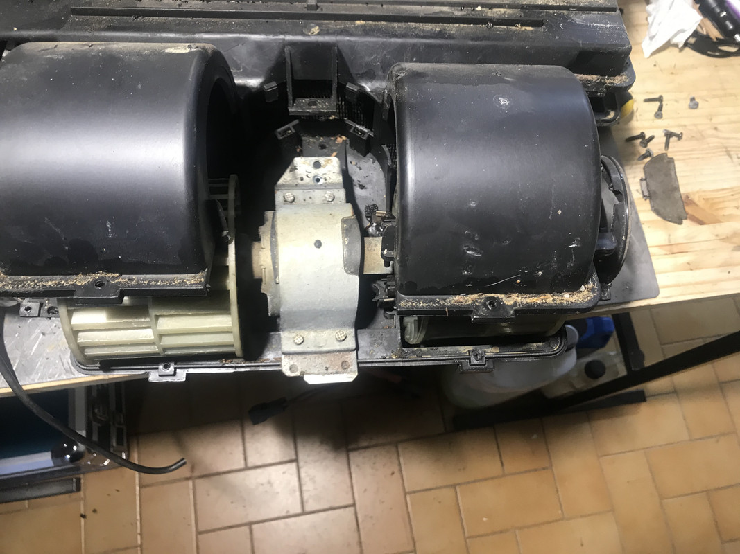 0D9E4CF8-0B23-4726-82D4-54DC81ED85D8